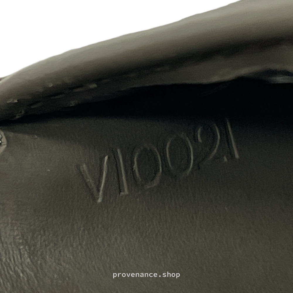 🔴 Louis Vuitton Marco Wallet - Pepper Epi Leather - Picture 11 of 11